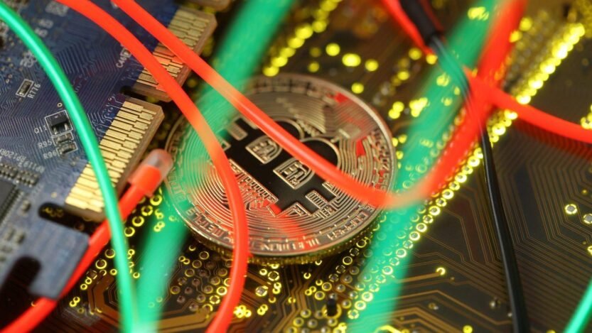 India bans bitcoins