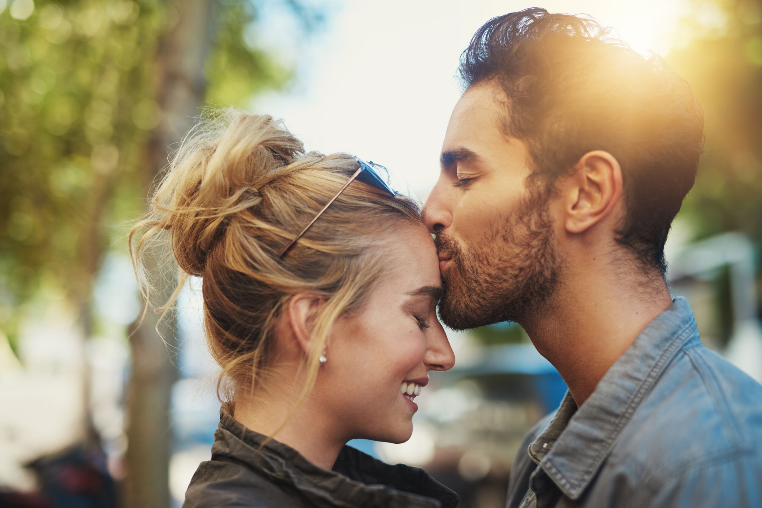 10 tips to fall even more deeply in love with your partner